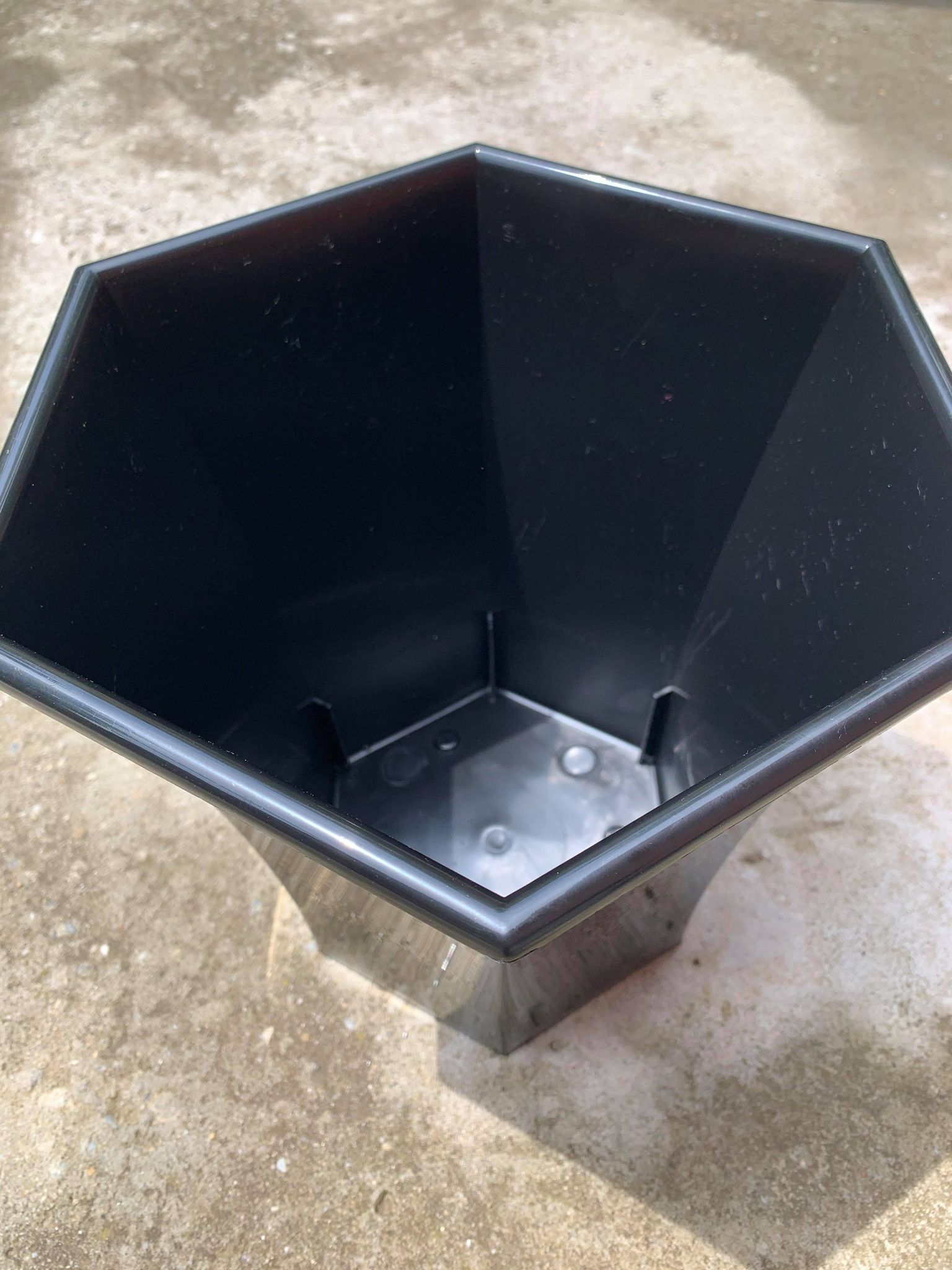 Ghiveci hexagonal