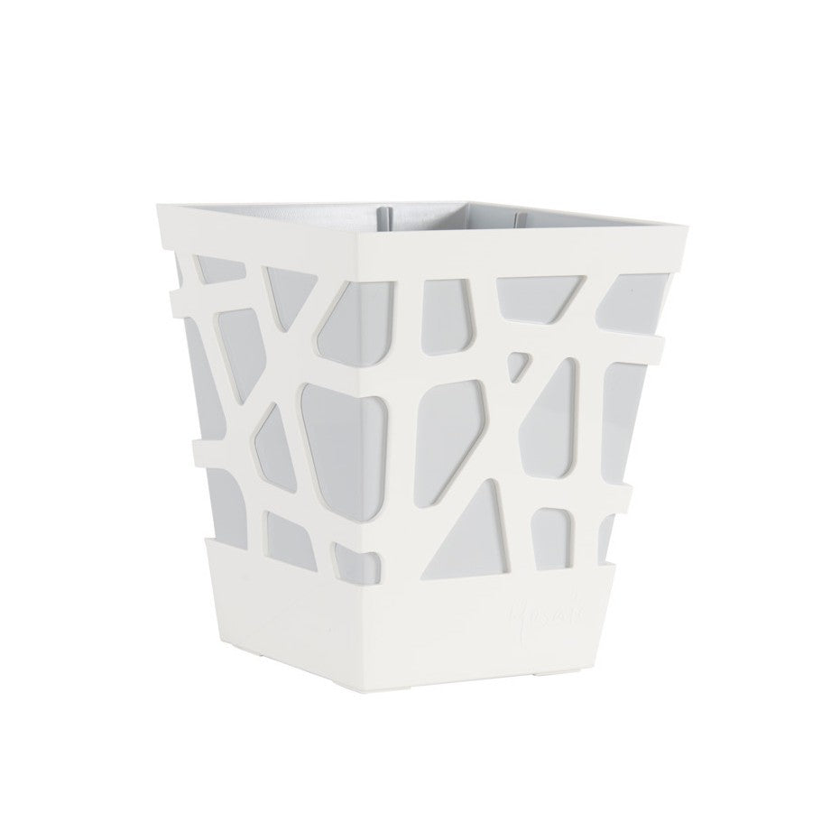 Ghiveci mozaic, plastic alb, diametru 17 cm.